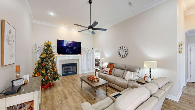 117 Sawgrass Drive, Dothan, AL 36303