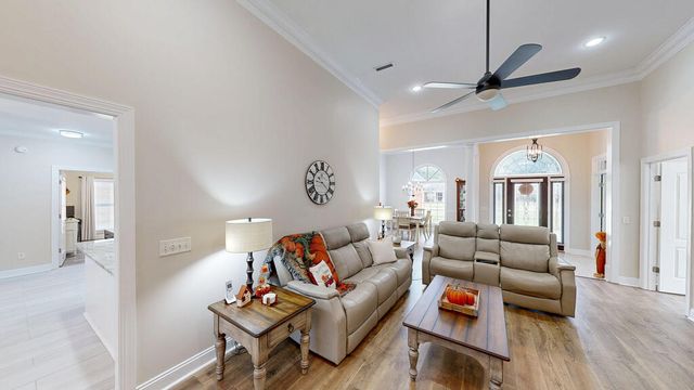 117 Sawgrass Drive, Dothan, AL 36303
