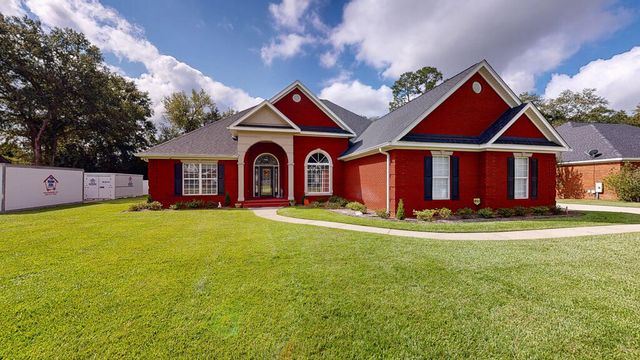 117 Sawgrass Drive, Dothan, AL 36303