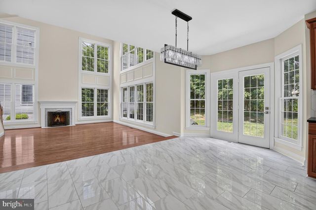 13621 PINE VIEW LN, Rockville, MD 20850