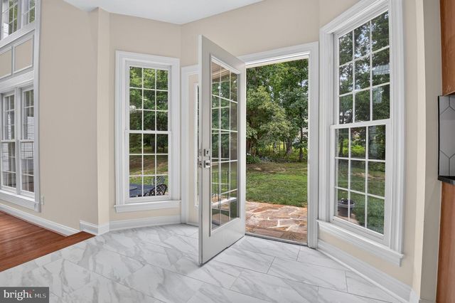 13621 PINE VIEW LN, Rockville, MD 20850