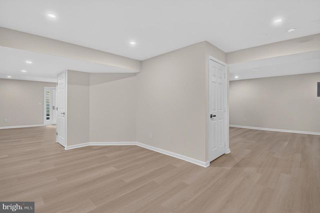 13621 PINE VIEW LN, Rockville, MD 20850