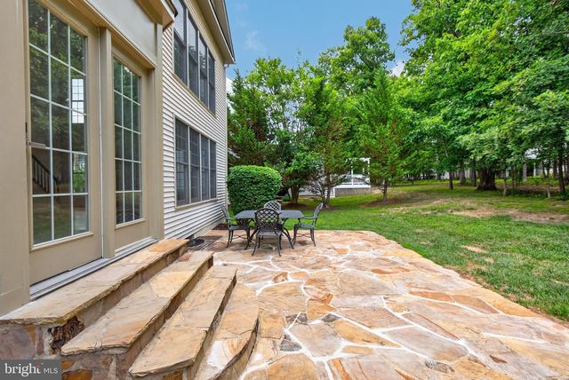 13621 PINE VIEW LN, Rockville, MD 20850