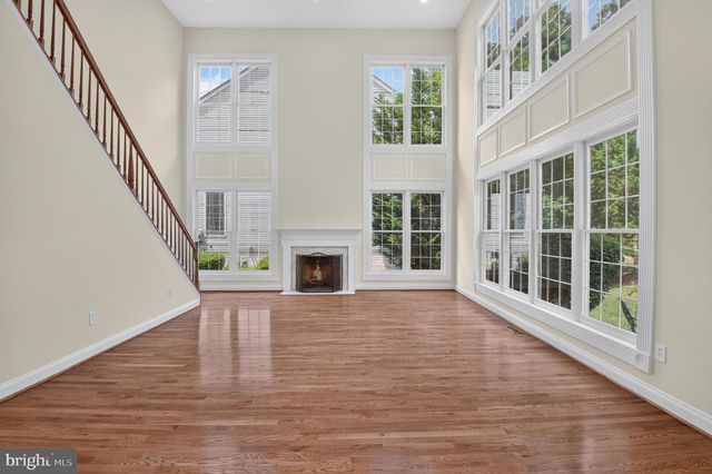 13621 PINE VIEW LN, Rockville, MD 20850