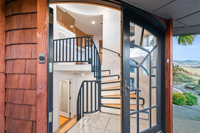 157 Ashland Acres Road, Ashland, OR 97520