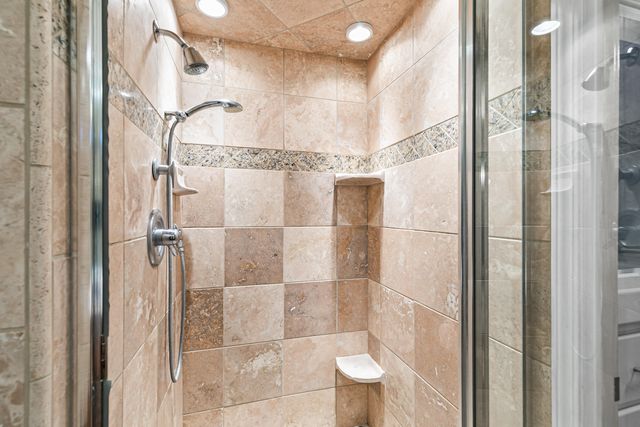 157 Ashland Acres Road, Ashland, OR 97520