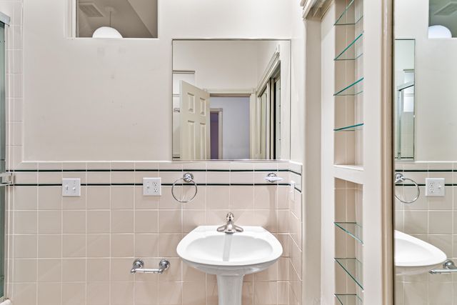 157 Ashland Acres Road, Ashland, OR 97520