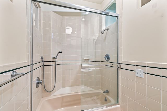 157 Ashland Acres Road, Ashland, OR 97520