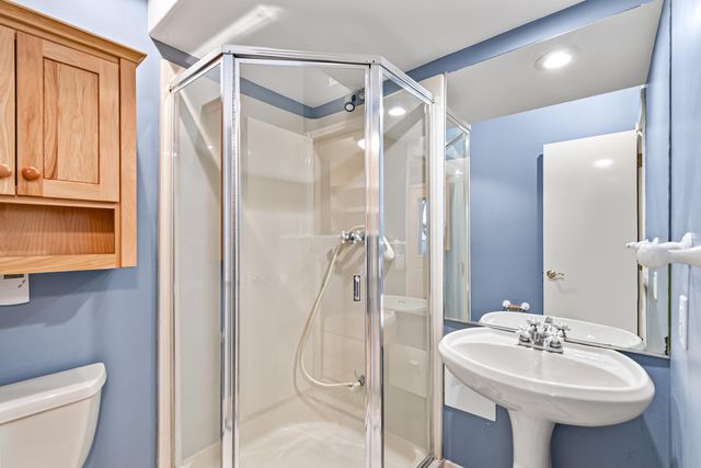 157 Ashland Acres Road, Ashland, OR 97520