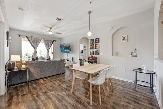 6335 CONTESSA DRIVE 301, Orlando, FL 32829