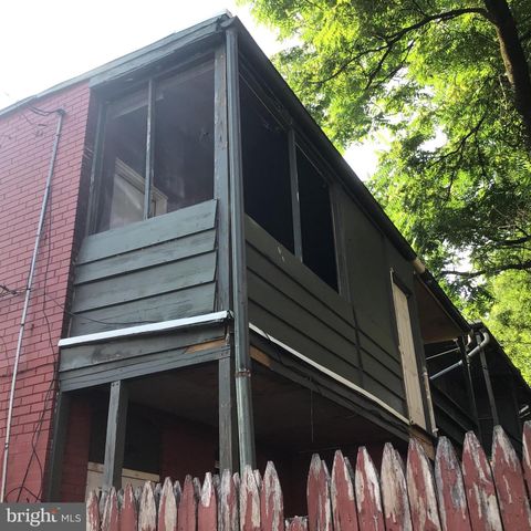 467 CRESCENT ST, Harrisburg, PA 17104