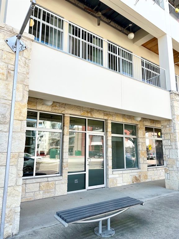 2401 E 6th ST 19, Austin, TX 78702
