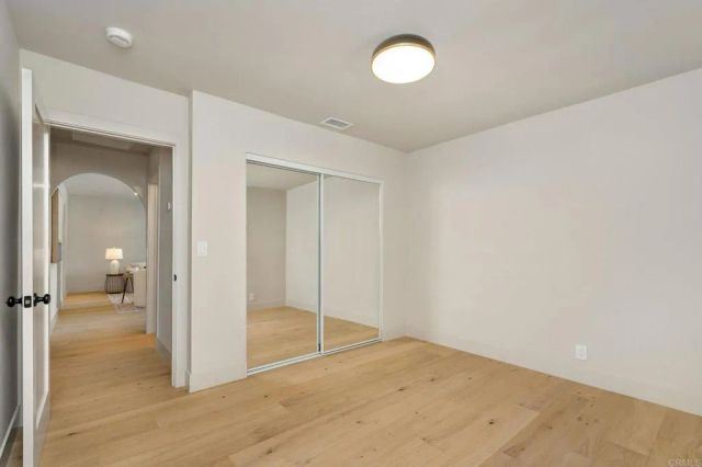 7807 Agnew Ave, Los Angeles, CA 90045