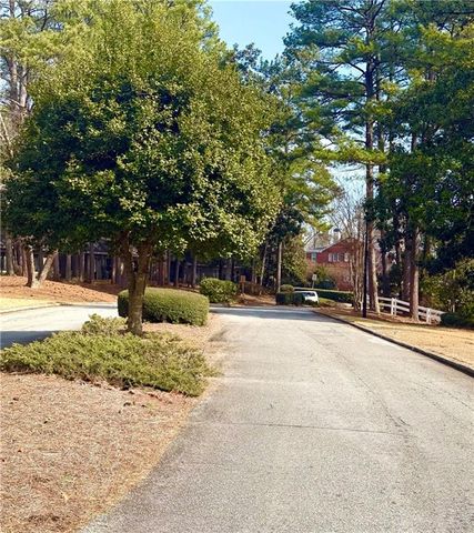 2897 Torreya SE Way, Marietta, GA 30067