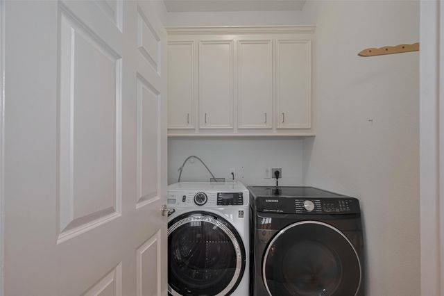 4006 Lanark Ln, Houston, TX 77025