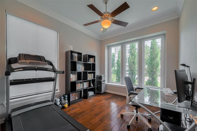 4006 Lanark Ln, Houston, TX 77025