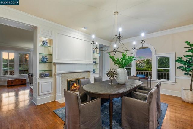 555 Highland Dr, Danville, CA 94526