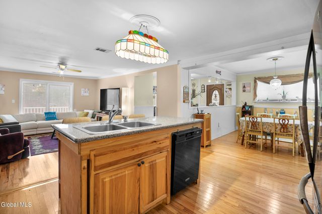 5204 Pillar Way, Fort Ann, NY 12827