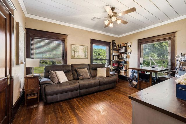 530 S Waco Street, Van Alstyne, TX 75495