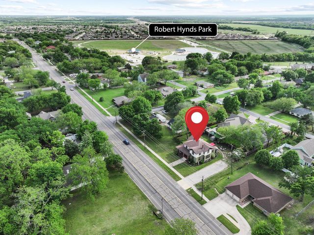 530 S Waco Street, Van Alstyne, TX 75495