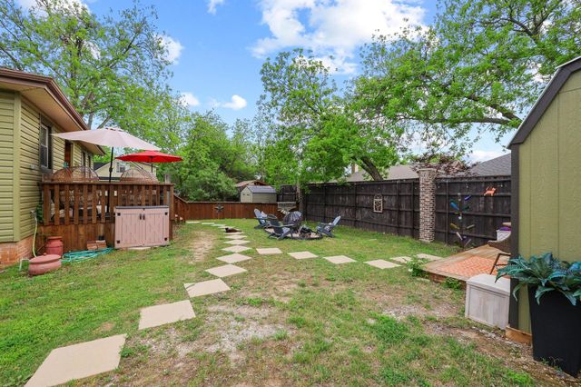 530 S Waco Street, Van Alstyne, TX 75495