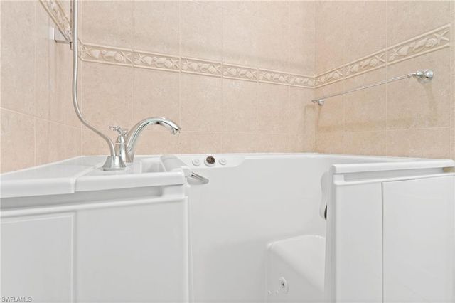 5793 Cape Harbour DR # 1414, Cape Coral, FL 33914