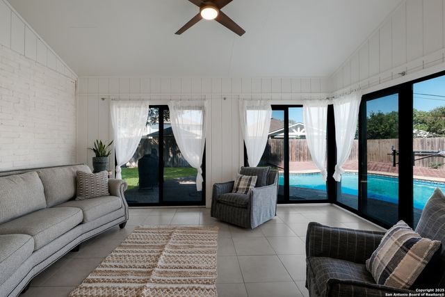 6334 Firestone Pkwy, San Antonio, TX 78244