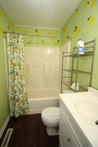 738 N 2Nd St, Paragould, AR 72450