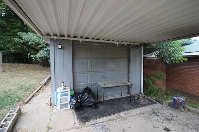 738 N 2Nd St, Paragould, AR 72450