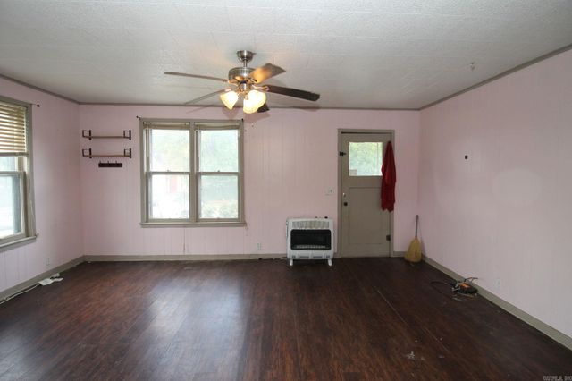 738 N 2Nd St, Paragould, AR 72450