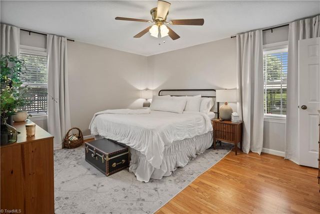 216 E Devon Drive, Mount Airy, NC 27030