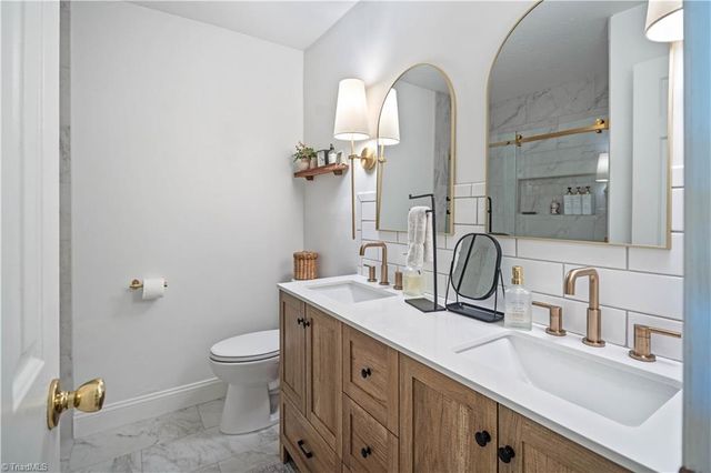 216 E Devon Drive, Mount Airy, NC 27030