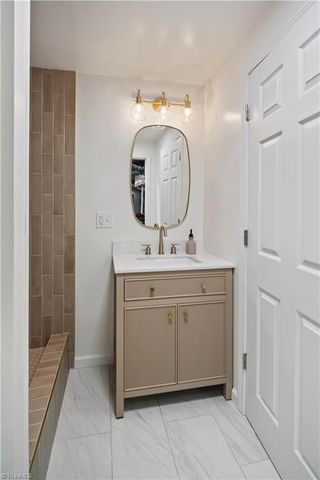 216 E Devon Drive, Mount Airy, NC 27030