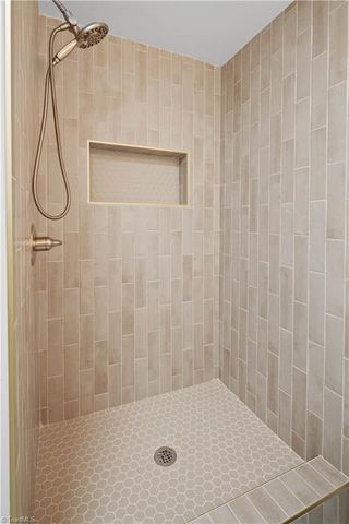 216 E Devon Drive, Mount Airy, NC 27030