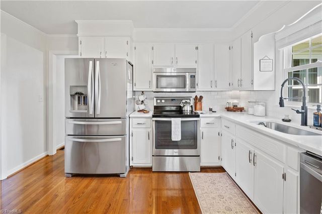 216 E Devon Drive, Mount Airy, NC 27030
