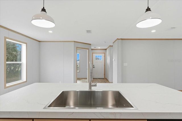 18015 SE 18TH STREET, Silver Springs, FL 34488