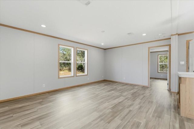 18015 SE 18TH STREET, Silver Springs, FL 34488