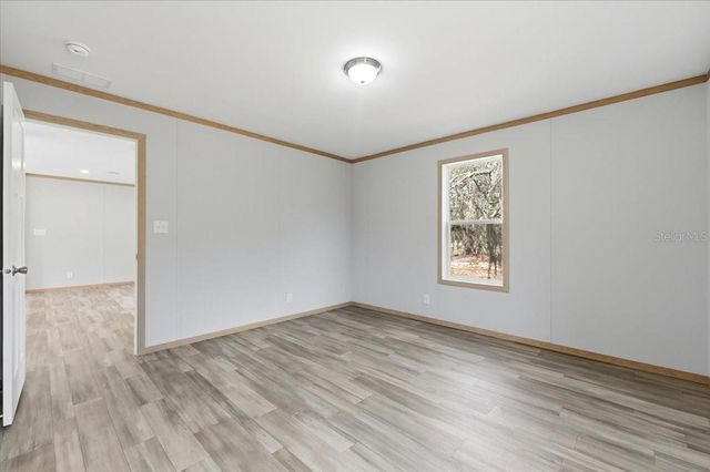 18015 SE 18TH STREET, Silver Springs, FL 34488