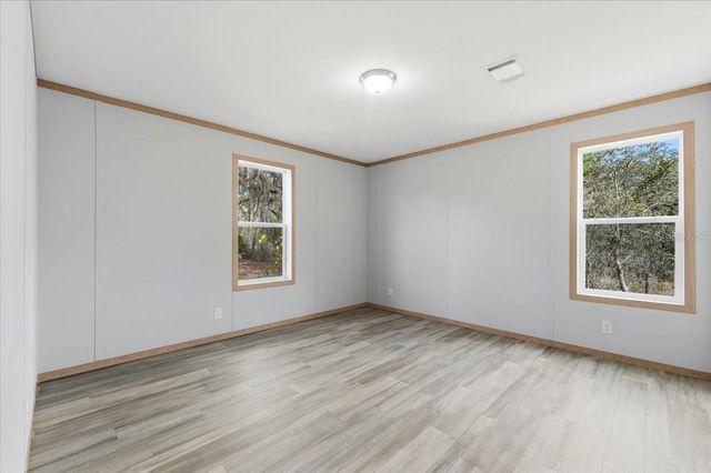 18015 SE 18TH STREET, Silver Springs, FL 34488