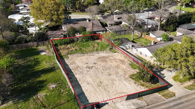 4134 N Braeswood Boulevard, Houston, TX 77025