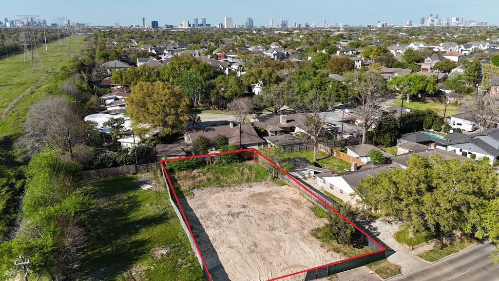 4134 N Braeswood Boulevard, Houston, TX 77025