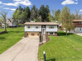 105 Hoffman Blvd, Ross Twp, PA 15209