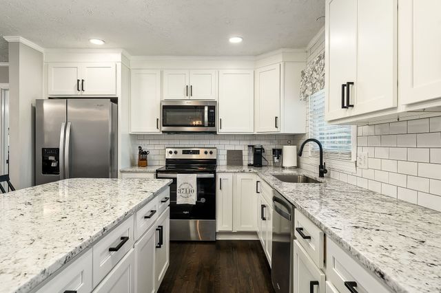 108 James St, Mcminnville, TN 37110