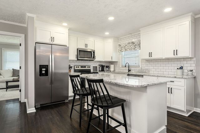 108 James St, Mcminnville, TN 37110