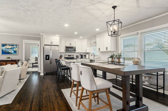 108 James St, Mcminnville, TN 37110