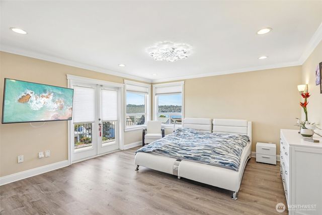 1006 N 28th Place, Renton, WA 98056