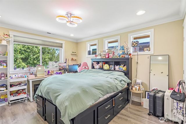 1006 N 28th Place, Renton, WA 98056