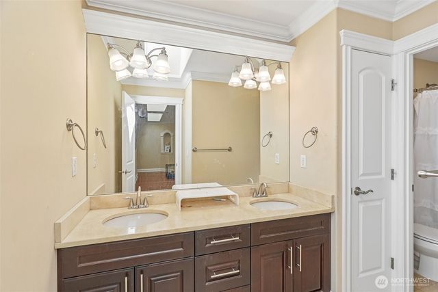 1006 N 28th Place, Renton, WA 98056