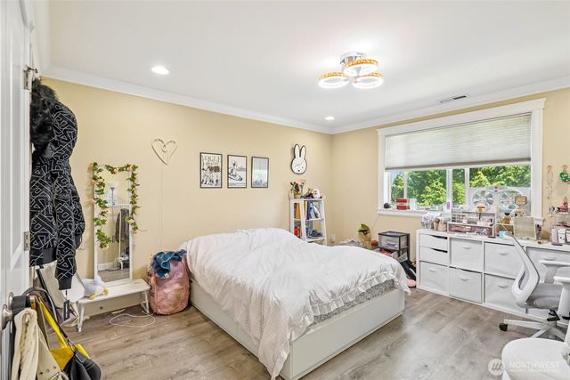 1006 N 28th Place, Renton, WA 98056
