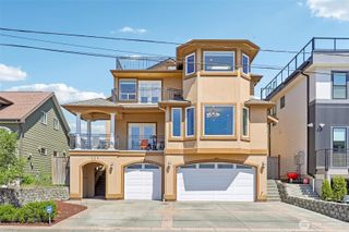 1006 N 28th Place, Renton, WA 98056
